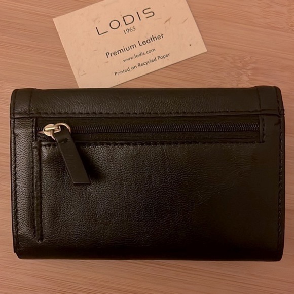 Brand New Lodis Genuine Leather Black Elia Medium Flap Wallet Compact RFID - Picture 5 of 16